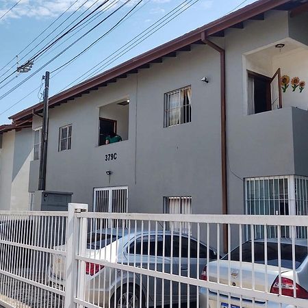 Apartamento Ubatuba - Praia Grande - 200M Da Praia Dış mekan fotoğraf